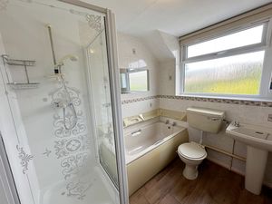 Bathroom- click for photo gallery